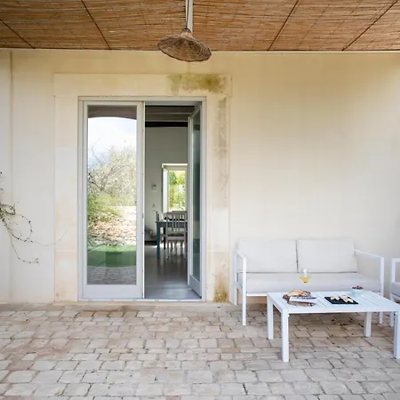 Alloggio per agriturismo I Carusi Relais Noto